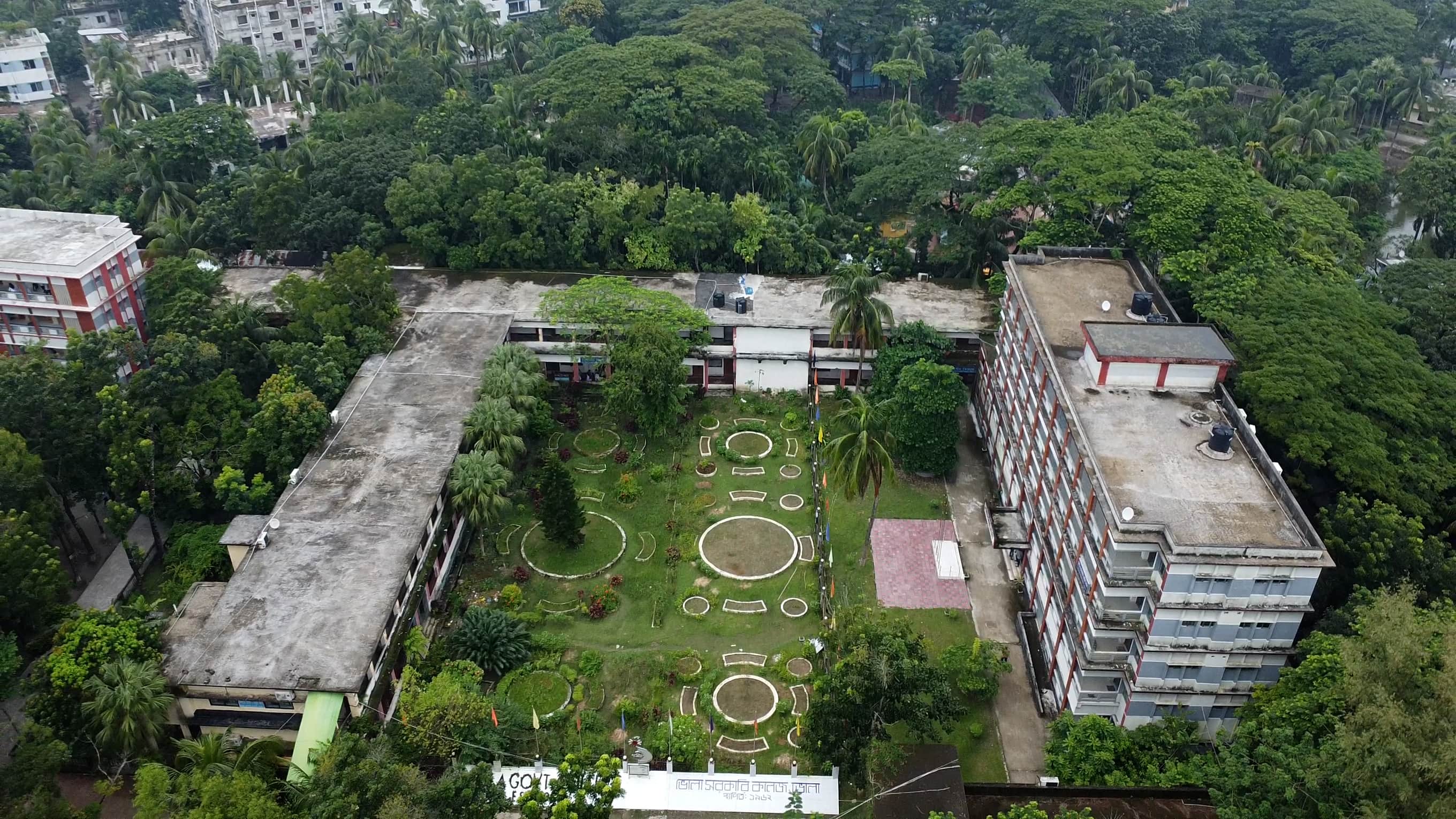 ৬৪ বছরেও অডিটোরিয়াম পায়নি ভোলা সরকারি কলেজ, প্যান্ডেলেই বড় আয়োজন
