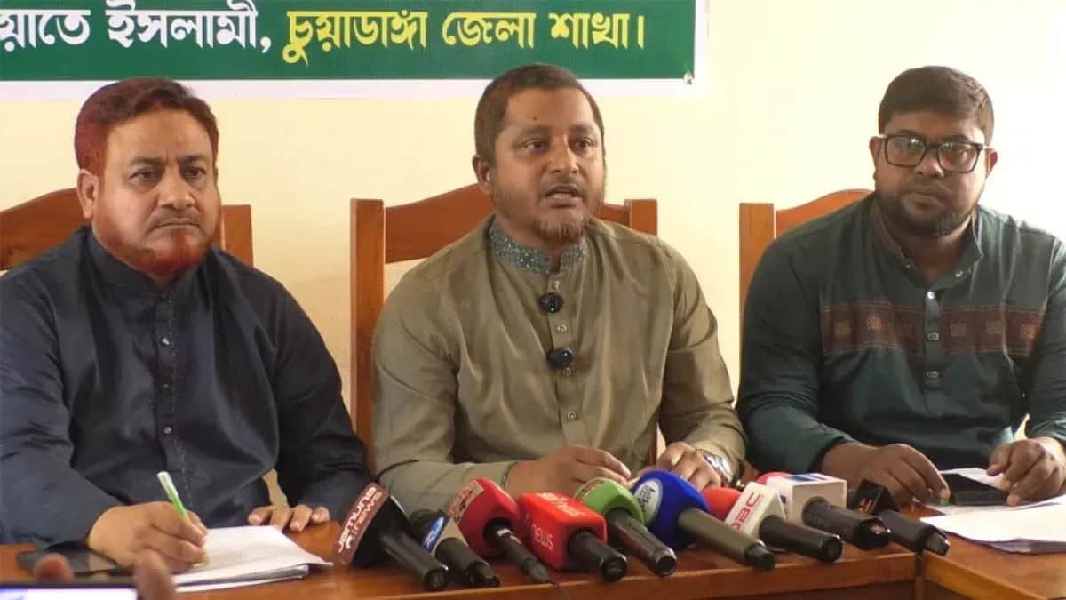 চুয়াডাঙ্গায় ৪৫ সার ডিলারের মধ্যে ৪২ জনই বিএনপির নেতাকর্মী