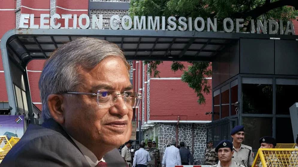 ভারতে ভোটার তালিকা নিয়ে বিতর্ক, নির্বাচন কমিশনপ্রধানের পদত্যাগ দাবি