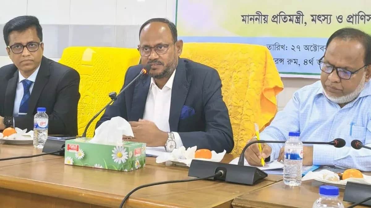 ডাক্তারদের অবহেলায় যেন কোনো রোগীর ক্ষতি না হয়: প্রতিমন্ত্রী টুকু