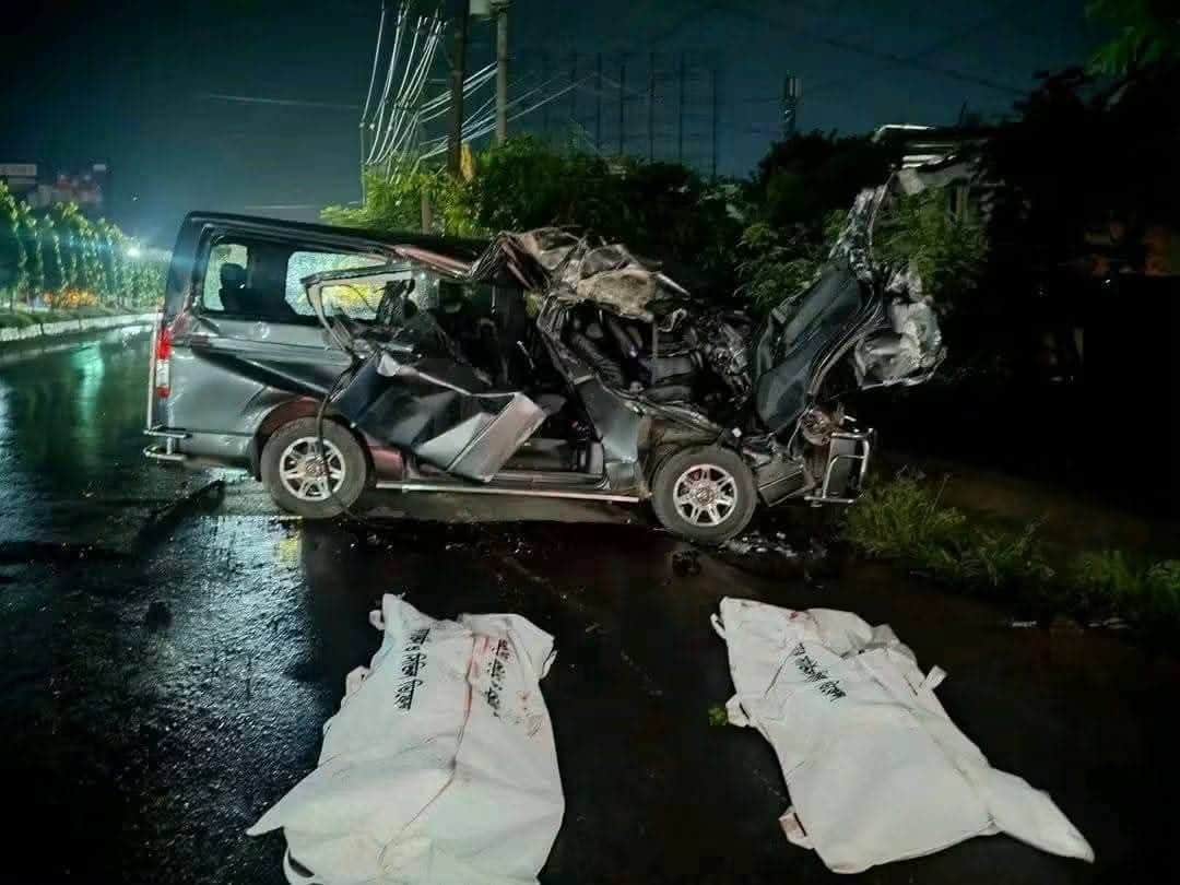 কর্ণফুলীতে কাভার্ড ভ্যানের ধাক্কায় এক পরিবারের তিনজনসহ নিহত ৪