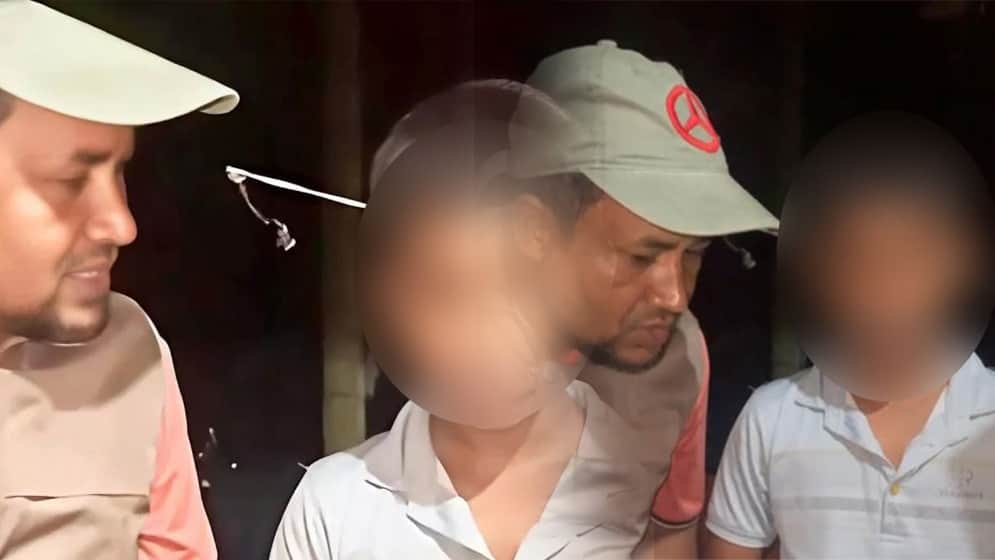 মোবাইল না দেওয়ায় মা-বাবার বিরুদ্ধে অভিযোগ নিয়ে থানায় ষষ্ঠ শ্রেণির ছাত্র!