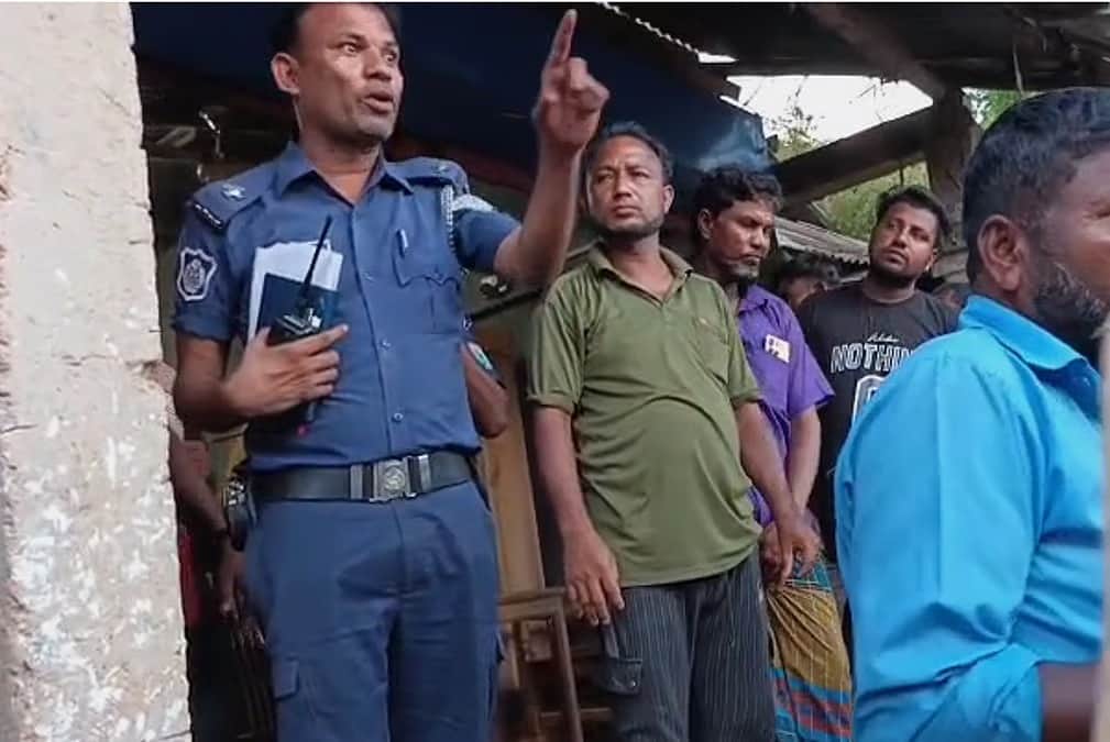 এএসআইয়ের বক্তব্য ভাইরাল: ‘আমি পোশাক লাগিয়েছি ঘুষের টাকা দিয়ে, ঘুষ খাওয়ার জন্যই’