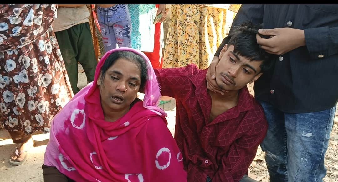 শ্রীপুরে ভাড়া বাসা থেকে যুবকের অর্ধগলিত মরদেহ উদ্ধার
