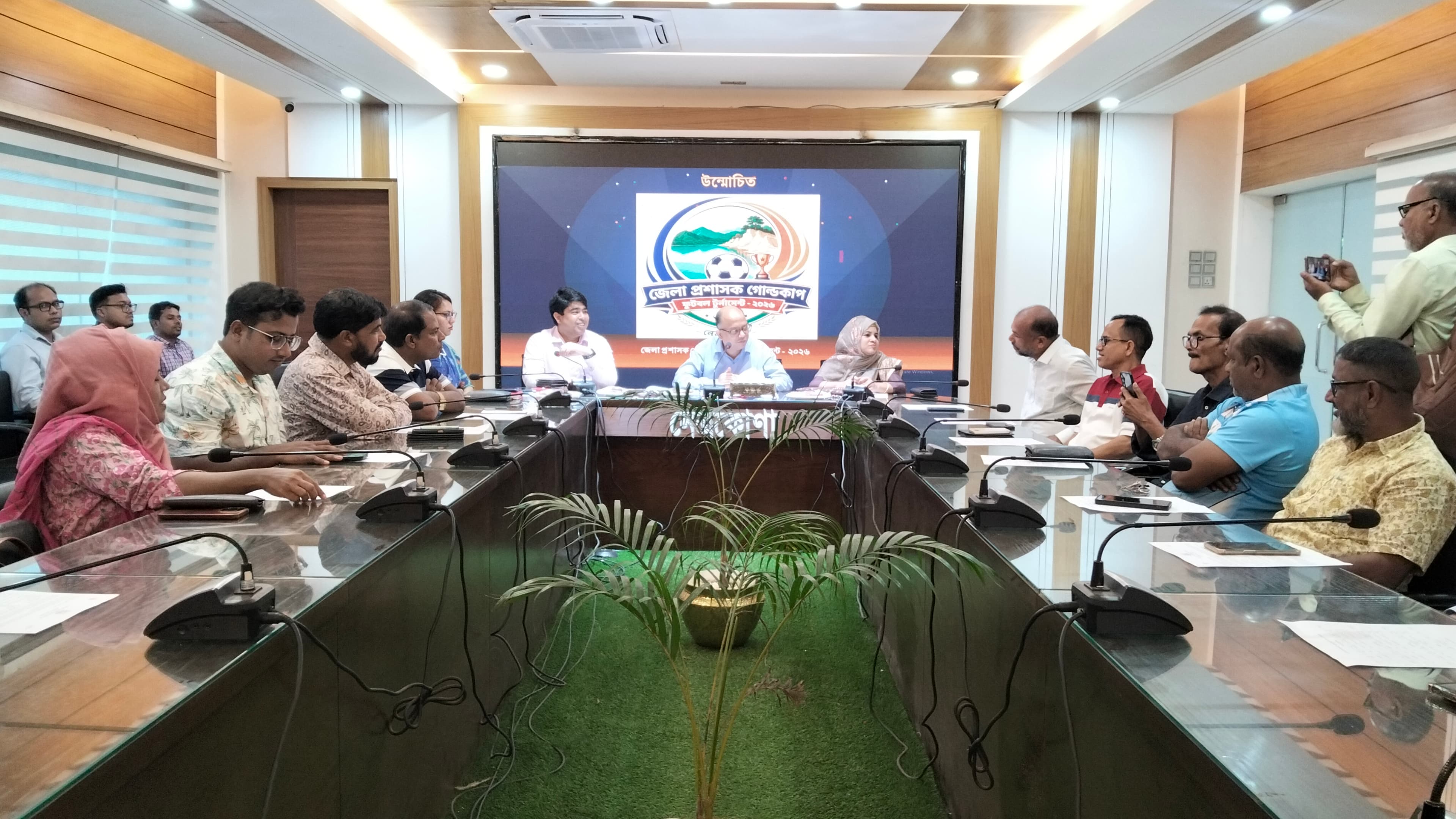 নেত্রকোনায় ফুটবলের মহারণ, মাঠে নামছে ১০ উপজেলা