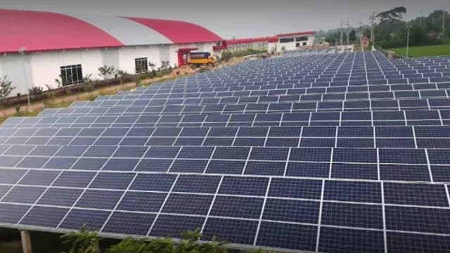 ২০৩০ সালের মধ্যে সৌরবিদ্যুৎ উৎপাদন ৫৫০০ মেগাওয়াটে নেওয়ার লক্ষ্য