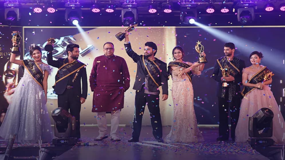 জমকালো গ্র্যান্ড সিনেম্যাটিক গালায় ‘ফেস অব টুমোরো ২০২৬’-এর চ্যাম্পিয়ন রাইসা-লাবন