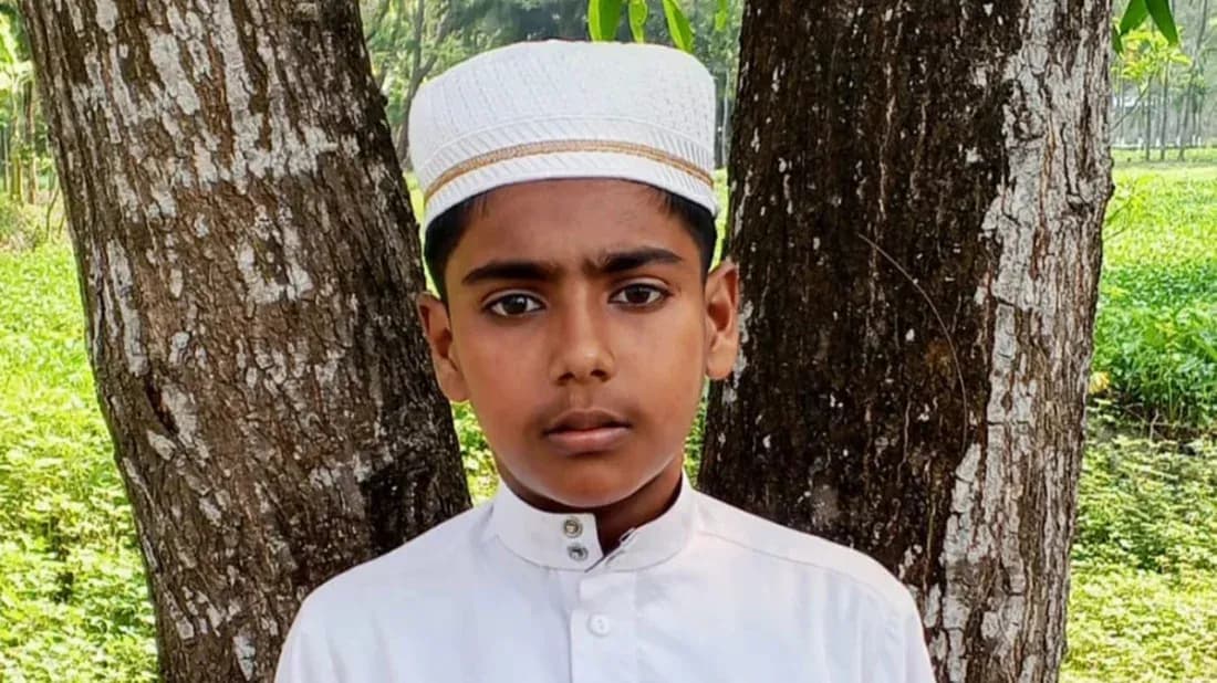 রাতে ঘরে ঘুমিয়েছিল মাদ্রাসাছাত্র, সকালে ধানক্ষেতের পাশে মরদেহ