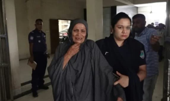 বিচারের আশায় মামলা করে উল্টো বিএনপি নেতার সন্ত্রাসবিরোধী মামলায় কারাগারে বৃদ্ধা