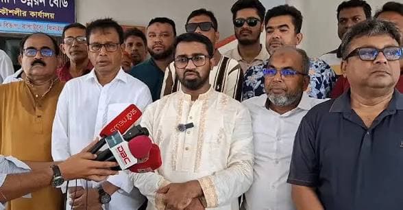 আওয়ামী লীগের ভয়ে গোপালগঞ্জে পথসভা করছে না জামায়াত: রাশেদ খাঁন