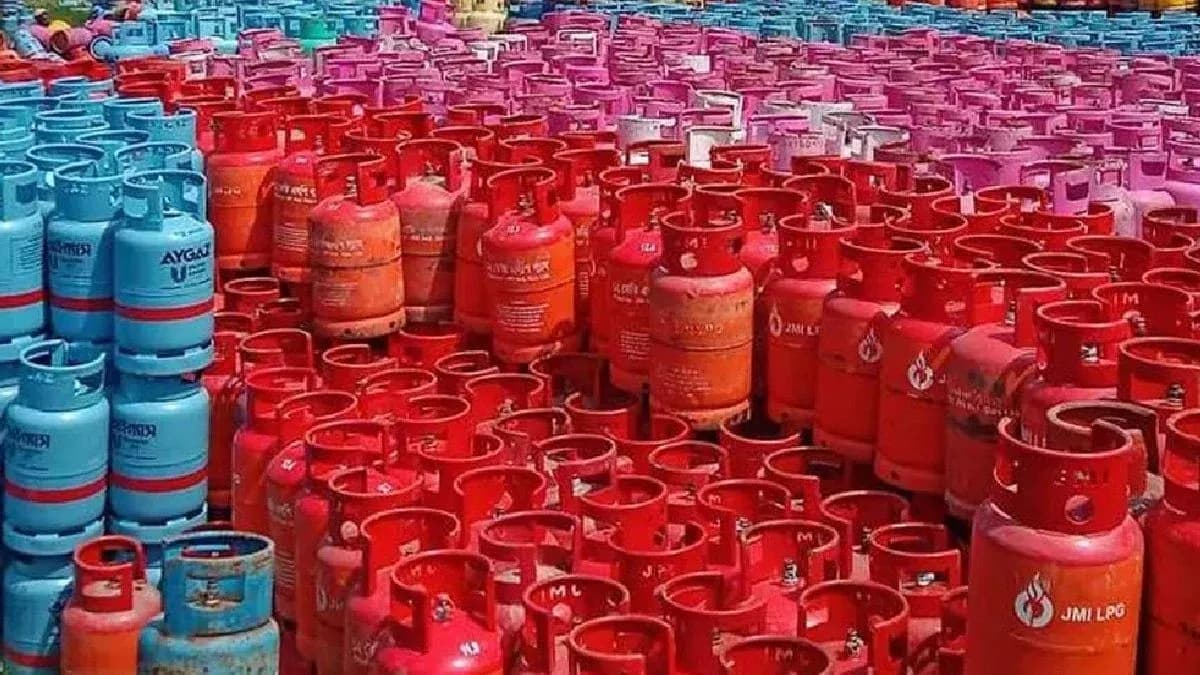 নির্ধারিত দামে মিলছে না এলপিজি, আবারও বাড়তে পারে খরচ