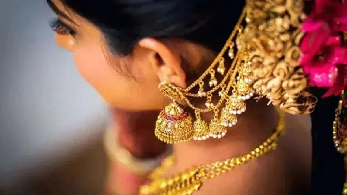 ২৭ অক্টোবর ২০২৬: ২২ ক্যারেট স্বর্ণের ভরি কত?