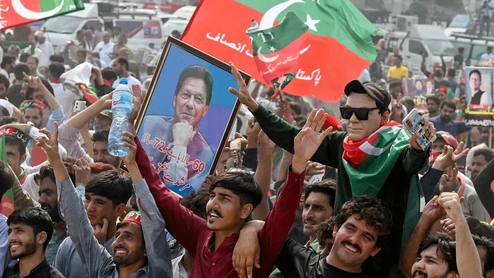 ‘কারাবন্দি ইমরান খানকে ঘিরেই আবর্তিত হচ্ছে পাকিস্তানের রাজনীতি’