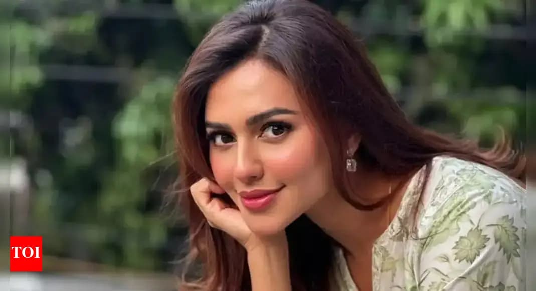 ‘ট্রাইব্যুনাল’ ছাড়লেন নুসরাত ফারিয়া, কারণ নিয়ে ফারিয়া-নির্মাতার ভিন্ন বক্তব্য
