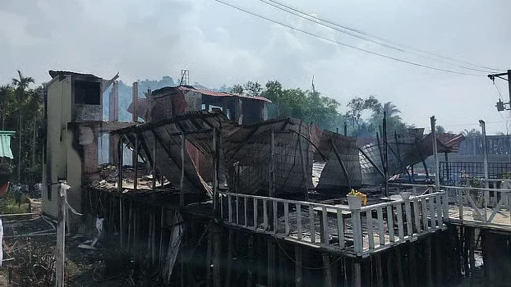 কক্সবাজারে অগ্নিকাণ্ড: রিসোর্ট মালিককে প্রধান আসামি করে মামলা