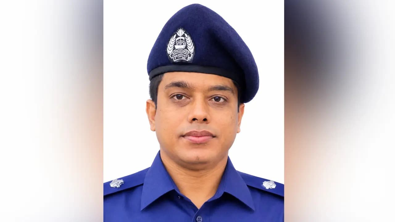 চুনারুঘাটে আরেক এএসআইয়ের ‘ঘুষ গ্রহণের’ ভিডিও ভাইরাল