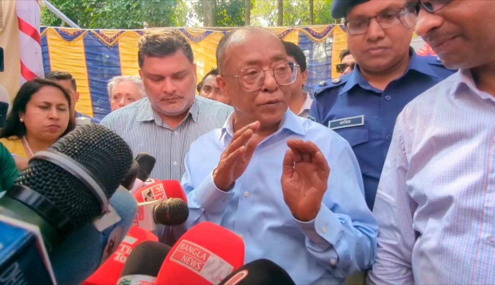 হাতি সংরক্ষণকে পর্যটনের সম্ভাবনায় রূপ দিতে চায় সরকার: আব্দুল আওয়াল মিন্টু