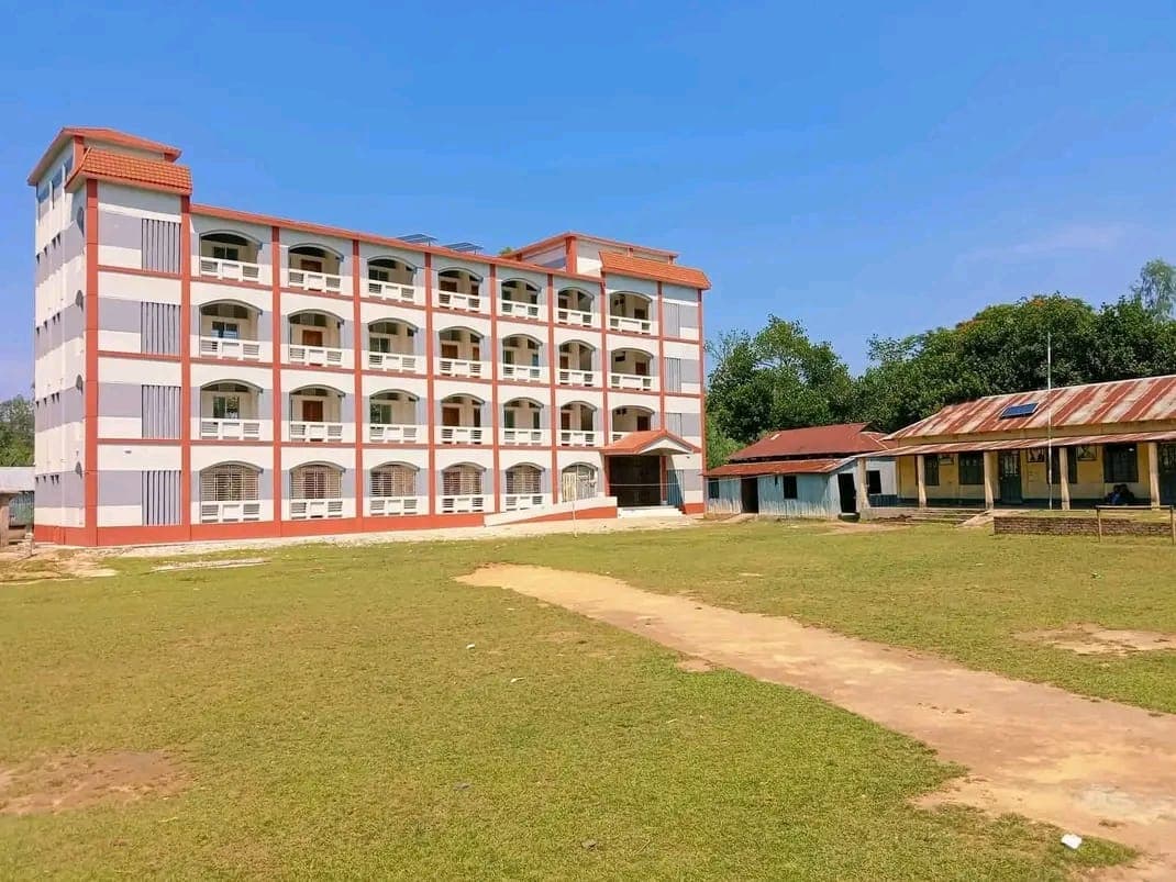 শেরপুরে শিক্ষার্থীর সঙ্গে অনাকাঙ্ক্ষিত আচরণের অভিযোগ