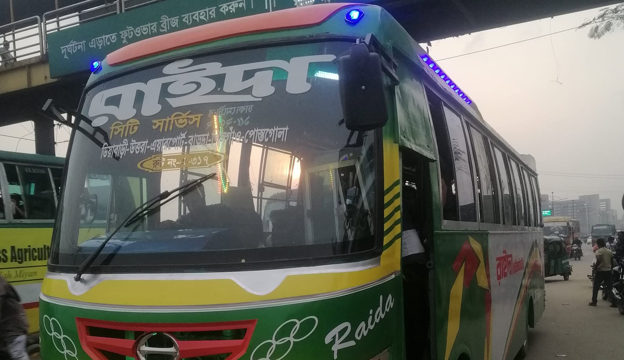 রাইদা পরিবহন ঘিরে একের পর এক অভিযোগ, দুর্ঘটনা থেকে যাত্রী হয়রানি