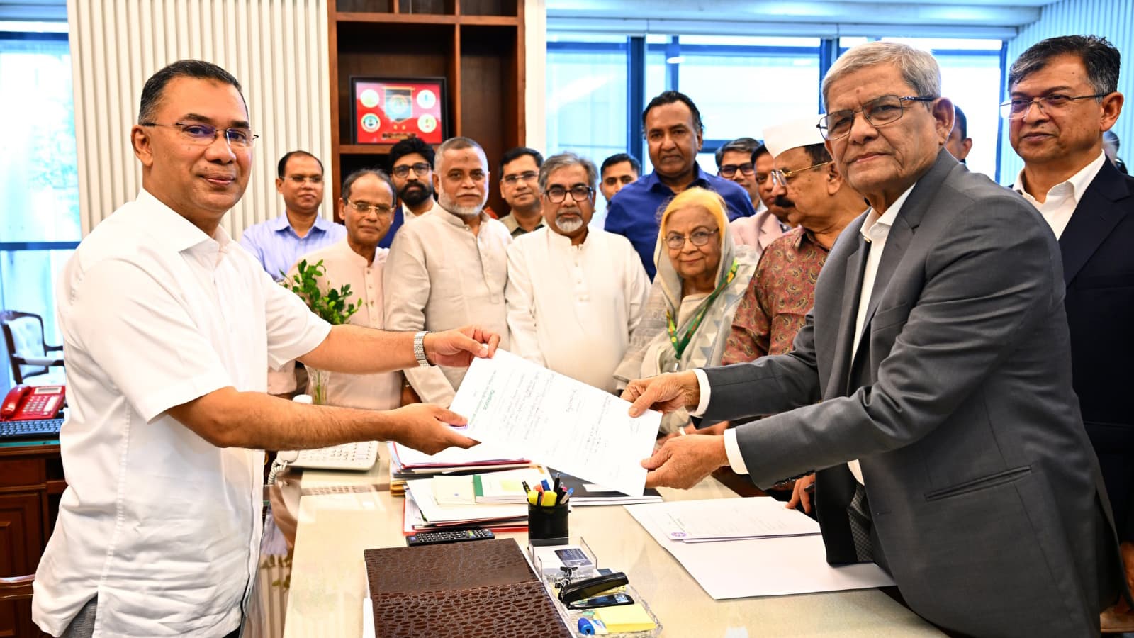 রাষ্ট্রপতি পদে বিএনপির প্রার্থী মির্জা ফখরুল, ছাড়লেন মহাসচিবের পদ