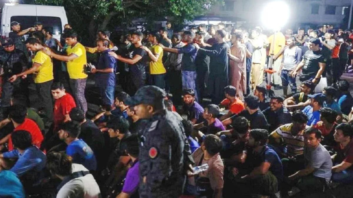 মালয়েশিয়ায় ধরপাকড়, আতঙ্কে প্রবাসীরা