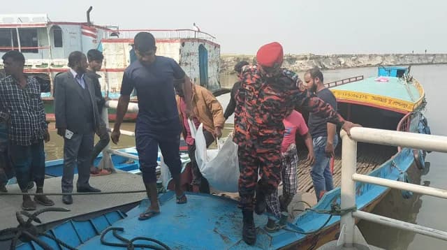 নাসিরনগরে নদীতে স্পিডবোট উল্টে নিহত ২