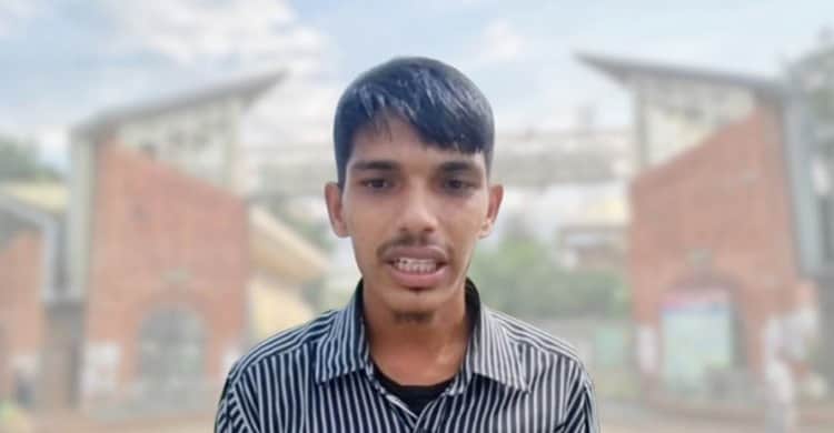 বিশ্ববিদ্যালয় শিক্ষার্থী সেজে ফেক আইডিতে একাধিক ছাত্রীর সঙ্গে প্রেম, অতঃপর আটক