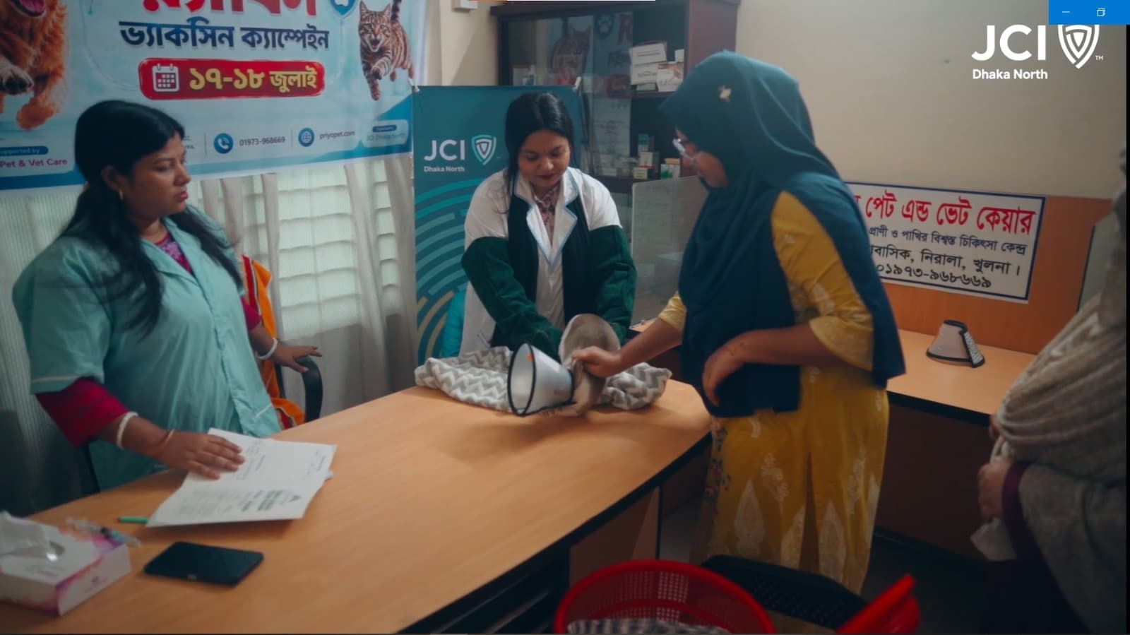 খুলনায় জেসিআই ঢাকা নর্থের বিনামূল্যে জলাতঙ্ক টিকাদান কর্মসূচি